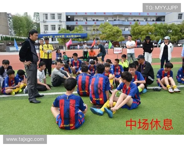 广州足球队在联合会杯中的状态表现分析与未来展望